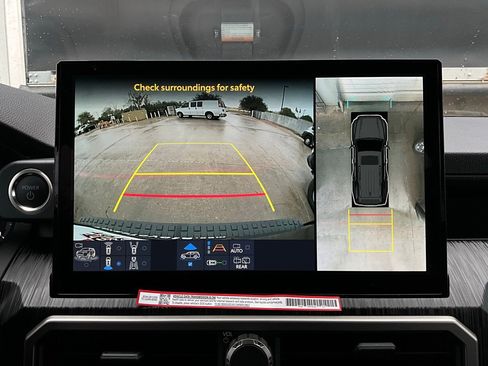 New 2025 Toyota 4Runner 4WD image 38