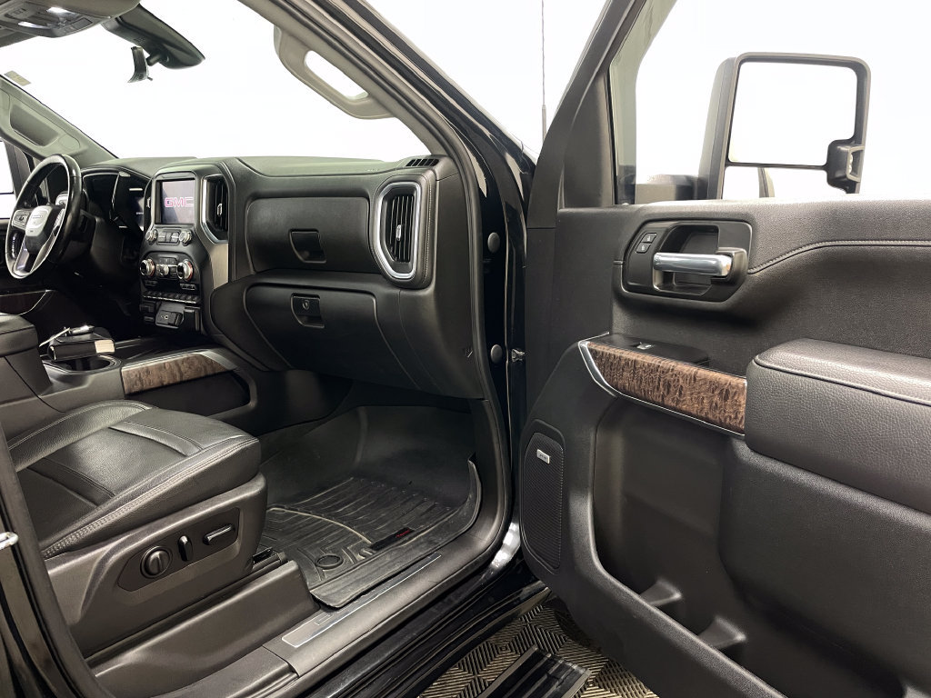 Certified 2021 GMC Sierra 2500 Denali w/ Denali Ultimate Package AWD/4WD image 42