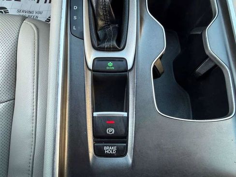 Used 2019 Honda Accord EX-L image 38