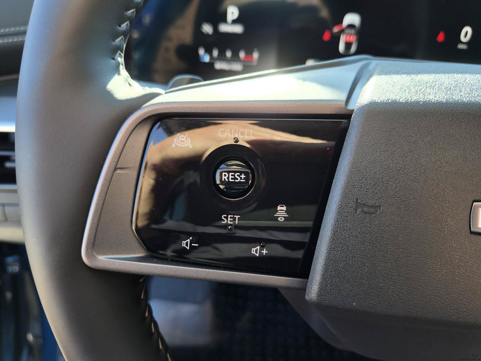 Used 2025 Nissan Murano SL AWD/4WD image 34