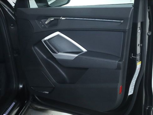 Used 2024 Audi Q3 2.0T Premium Plus w/ Premium Plus Package image 35