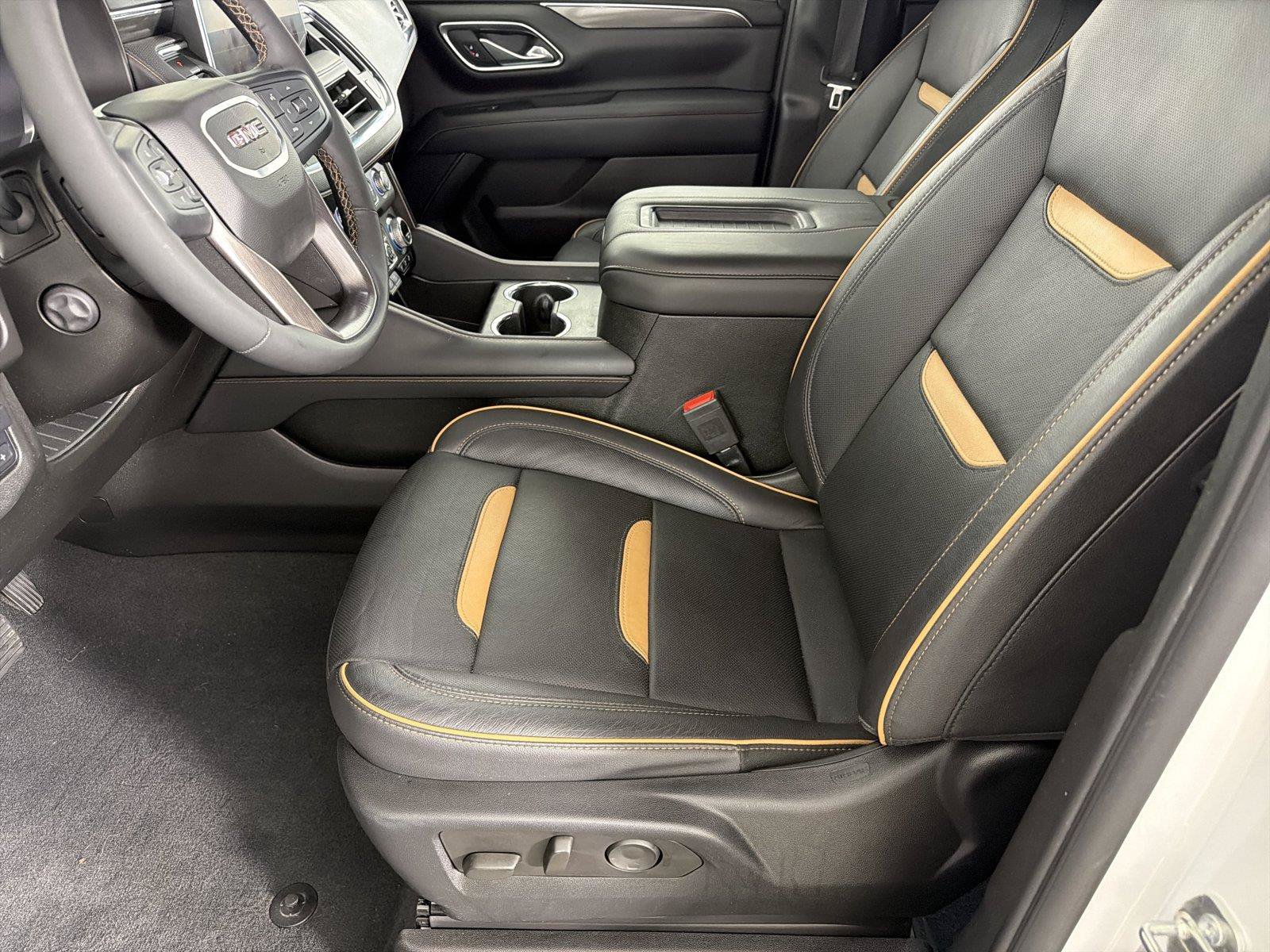 Used 2023 GMC Yukon XL AT4 w/ LPO, Floor Liner Package AWD/4WD image 7