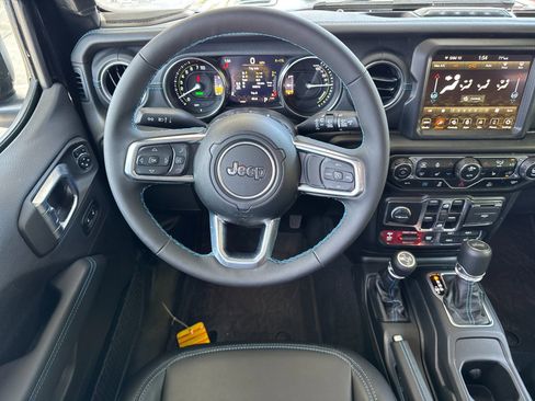 New 2023 Jeep Wrangler Unlimited Rubicon 4xe w/ Cold Weather Group image 14