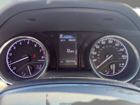 Used 2020 Toyota Camry SE FWD image 21