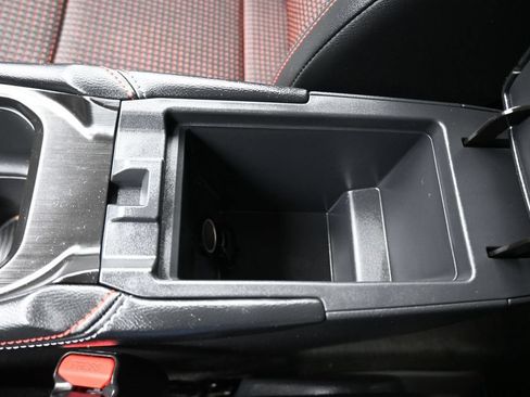 Used 2025 Nissan Kicks SR FWD image 23