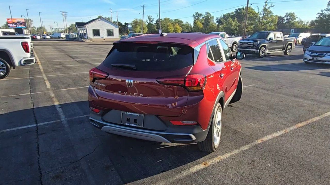 Certified 2024 Buick Encore GX Preferred w/ Comfort Package FWD image 8
