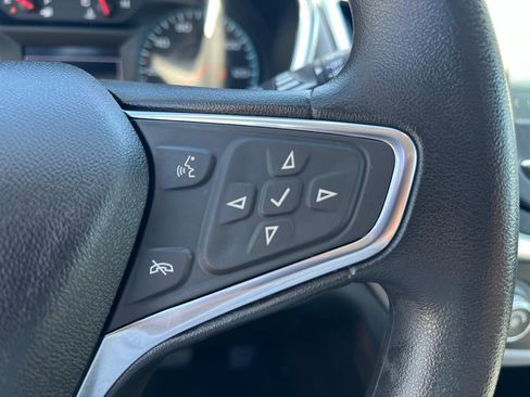 Used 2018 Chevrolet Equinox LS FWD image 37