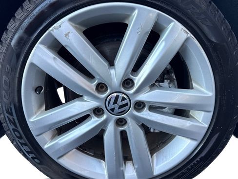 Used 2012 Volkswagen Golf TDI image 35