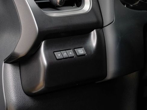 Used 2025 Lexus UX 300h FWD image 25