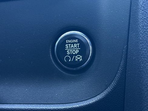 Used 2014 Dodge Challenger Rallye Redline image 22