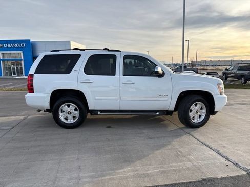 Used 2010 Chevrolet Tahoe LT w/ Luxury Package image 2