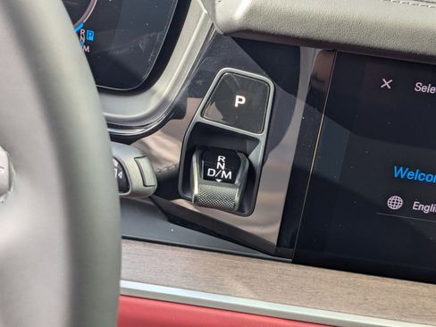 New 2025 Porsche Cayenne S image 21