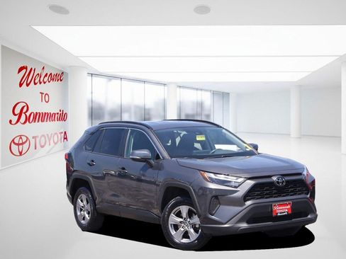 Used 2025 Toyota RAV4 XLE w/ Weather Package AWD/4WD image 2