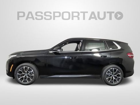 Used 2025 BMW X3 xDrive30i w/ Premium Package AWD/4WD image 2