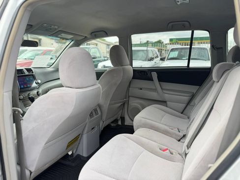 Used 2008 Toyota Highlander 4WD image 25