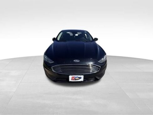 Used 2020 Ford Fusion SE AWD/4WD image 3