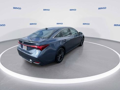 Used 2019 Toyota Avalon XSE w/ Carpet Mat Package image 8