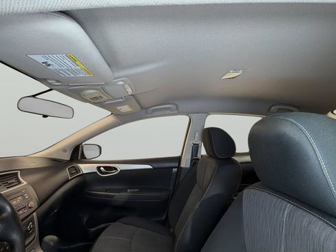 Used 2014 Nissan Sentra SV FWD image 32