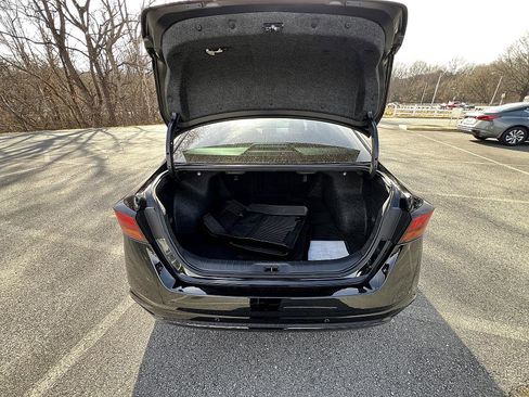 Certified 2025 Nissan Altima 2.5 S image 28