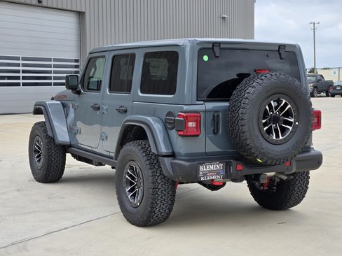 New 2026 Jeep Wrangler Unlimited Rubicon AWD/4WD image 4