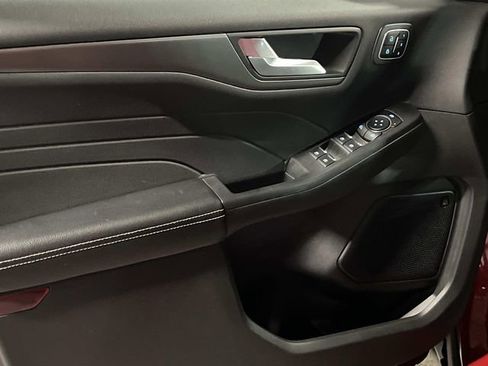 Used 2023 Ford Escape Active w/ Tech Pack #2 image 9