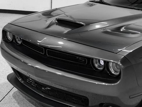 Used 2019 Dodge Challenger R/T Scat Pack w/ Dynamics Package RWD image 40
