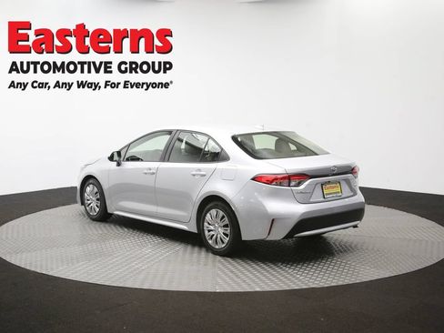 Used 2022 Toyota Corolla LE FWD image 64