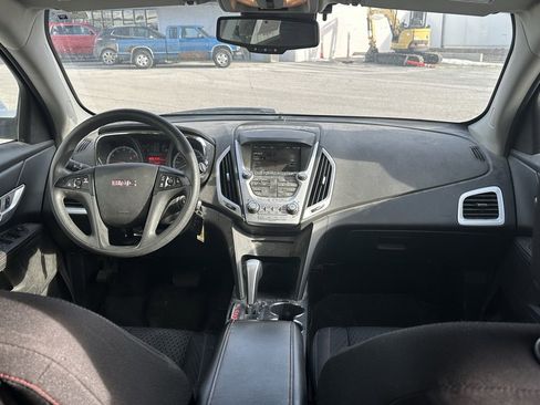 Used 2015 GMC Terrain SLE image 18