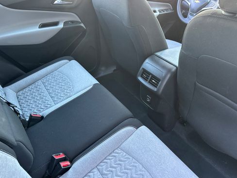 Used 2024 Chevrolet Equinox LS image 19
