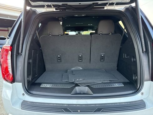 Used 2022 GMC Yukon Denali image 44