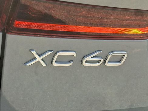 New 2026 Volvo XC60 T8 Ultra w/ Climate Package image 15