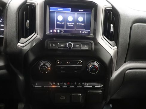 Used 2020 Chevrolet Silverado 1500 Custom w/ Custom Value Package image 20