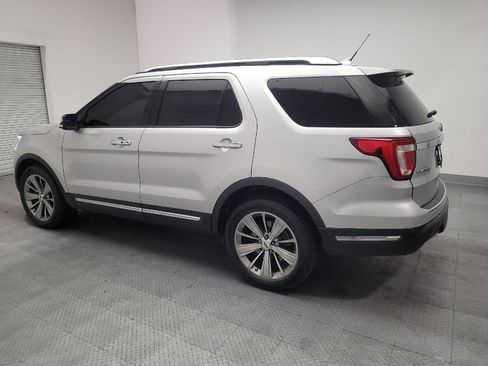 Used 2018 Ford Explorer Limited AWD/4WD image 3