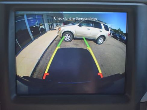 Used 2021 RAM 1500 Express w/ Wheel & Sound Group AWD/4WD image 27