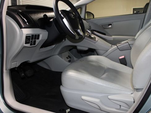 Used 2012 Toyota Prius Two FWD image 22