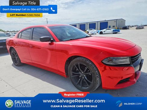 Used 2016 Dodge Charger SXT w/ Blacktop Package RWD image 5