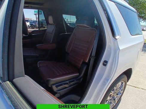 Certified 2023 GMC Yukon Denali Ultimate image 26