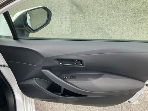 Used 2024 Toyota Corolla LE image 27