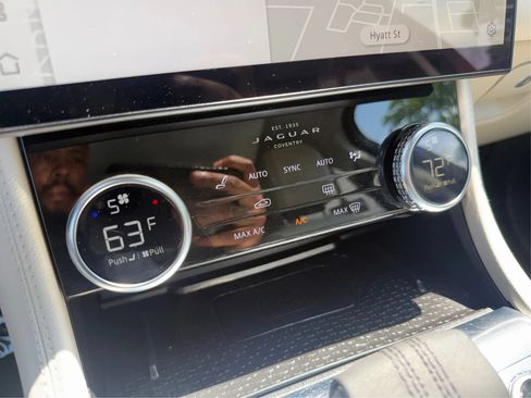 Used 2021 Jaguar F-PACE S AWD/4WD image 34
