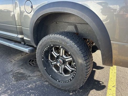 Used 2013 RAM 1500 Big Horn image 18