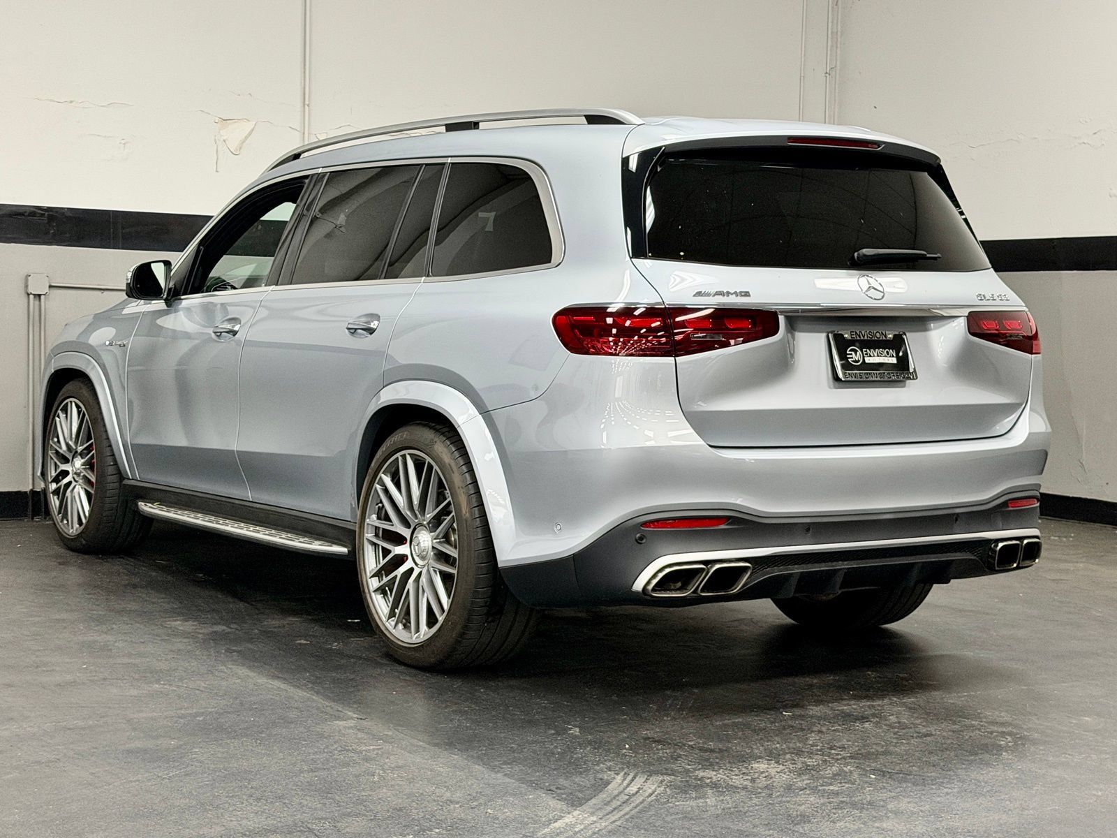 Used 2024 Mercedes-Benz GLS 63 AMG 4MATIC image 10