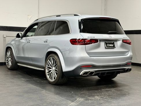 Used 2024 Mercedes-Benz GLS 63 AMG 4MATIC image 10