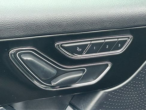 Used 2024 Lincoln Corsair FWD w/ Equipment Group 101A image 17