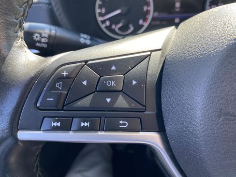 Used 2021 Nissan Sentra SV image 22