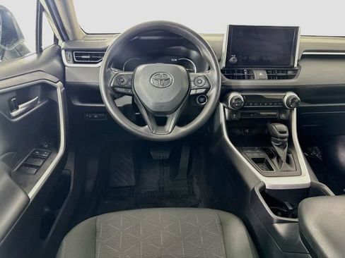 Certified 2025 Toyota RAV4 XLE FWD image 22