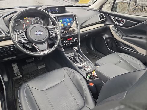 Certified 2023 Subaru Forester Limited image 3