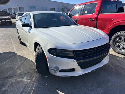 Used 2021 Dodge Charger SXT w/ Blacktop Package image 3