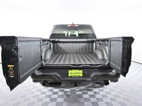 Used 2025 RAM 1500 Laramie w/ Night Edition AWD/4WD image 7