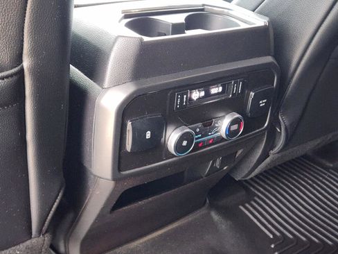 Used 2019 Ford Expedition Limited w/ Equipment Group 303A AWD/4WD image 28
