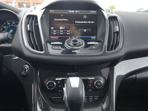 Used 2014 Ford Escape Titanium w/ Equipment Group 401A AWD/4WD image 22